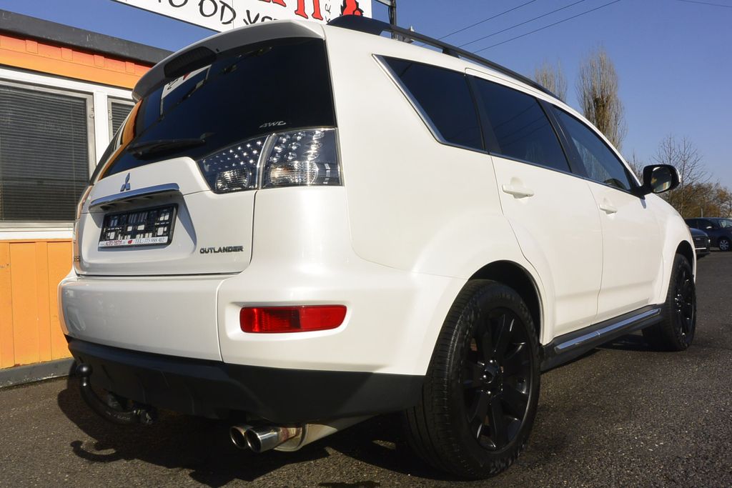 Mitsubishi Outlander 2.2 DI-D 4×4