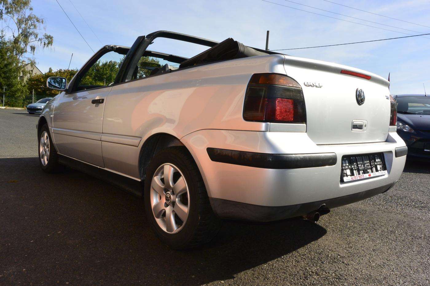 Volkswagen Golf 2.0i