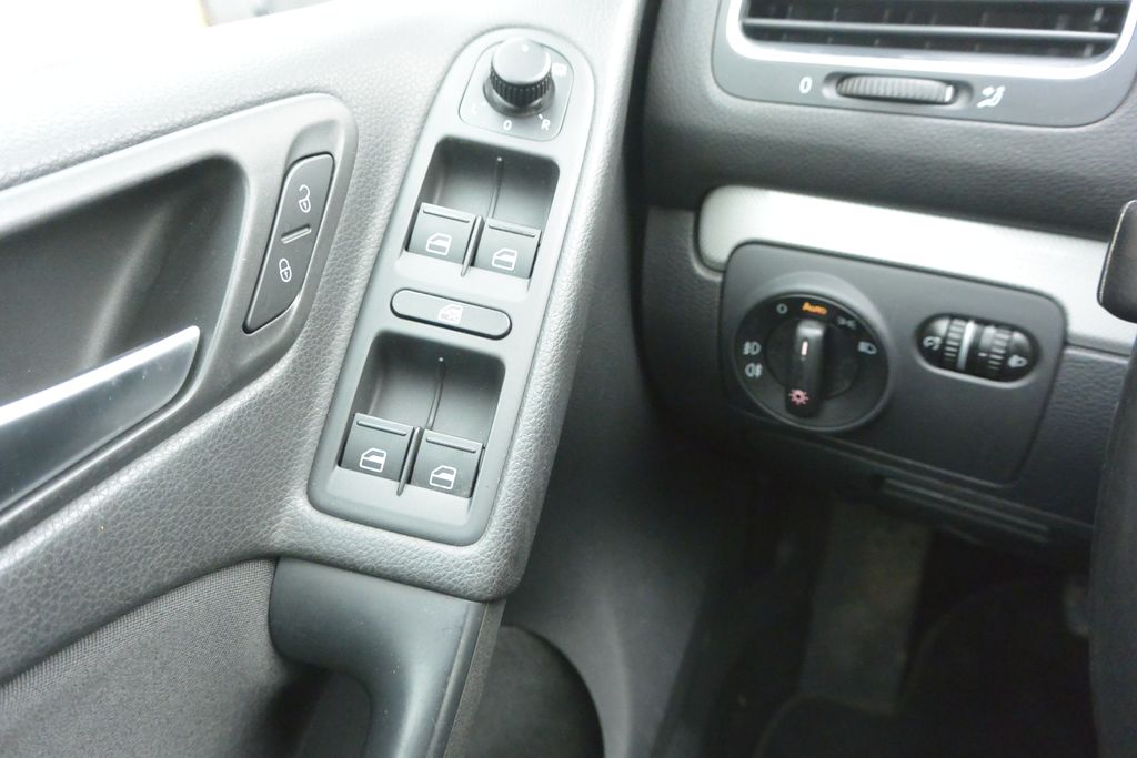 Volkswagen Golf 1.2TSi Match 77kW NAVI