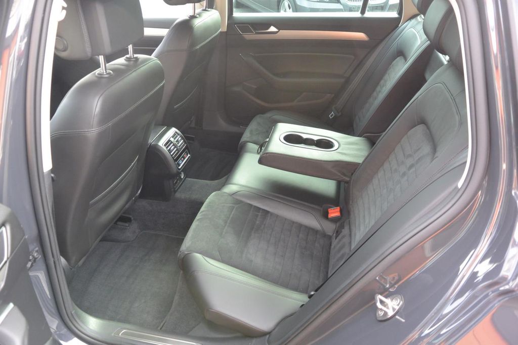 Volkswagen Passat 2.0TDi DSG, LED, NAVI