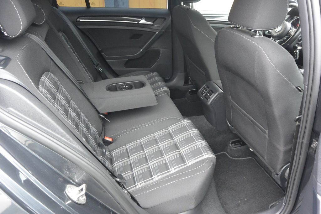 Volkswagen Golf 2.0TDi GTD