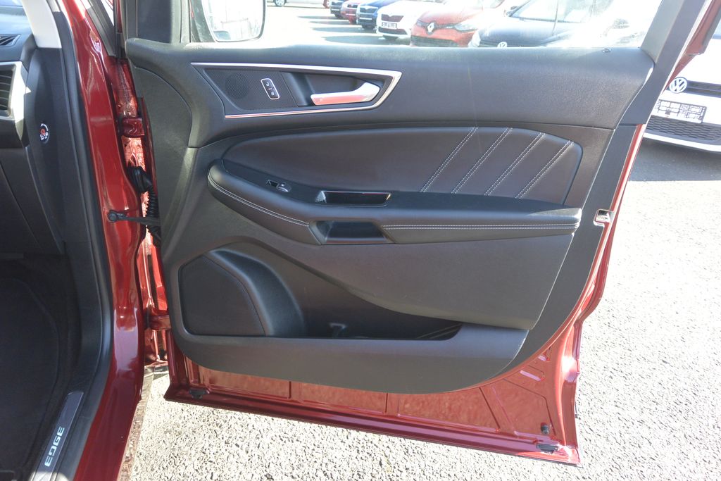 Ford Edge 2.0TDCi ST Line 4×4 AT