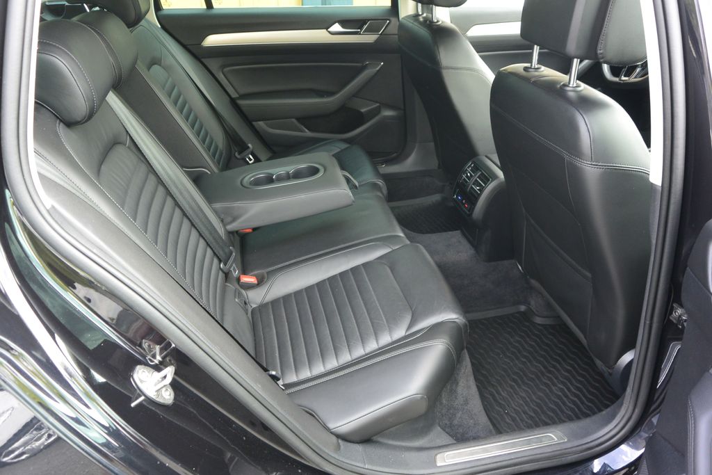 Volkswagen Passat 2.0TDi 4MOTION 176kW DPH!