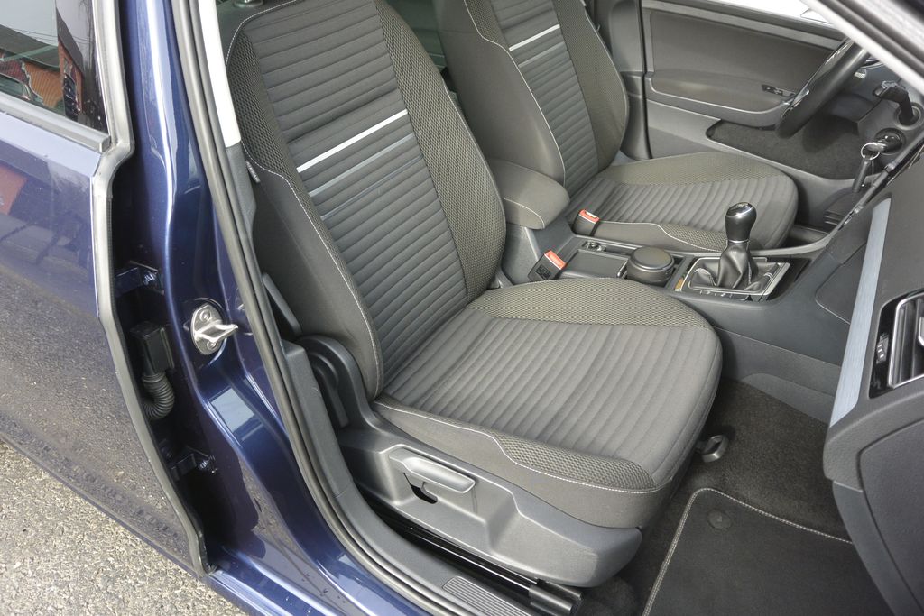 Volkswagen Golf 2.0TDi 110kW