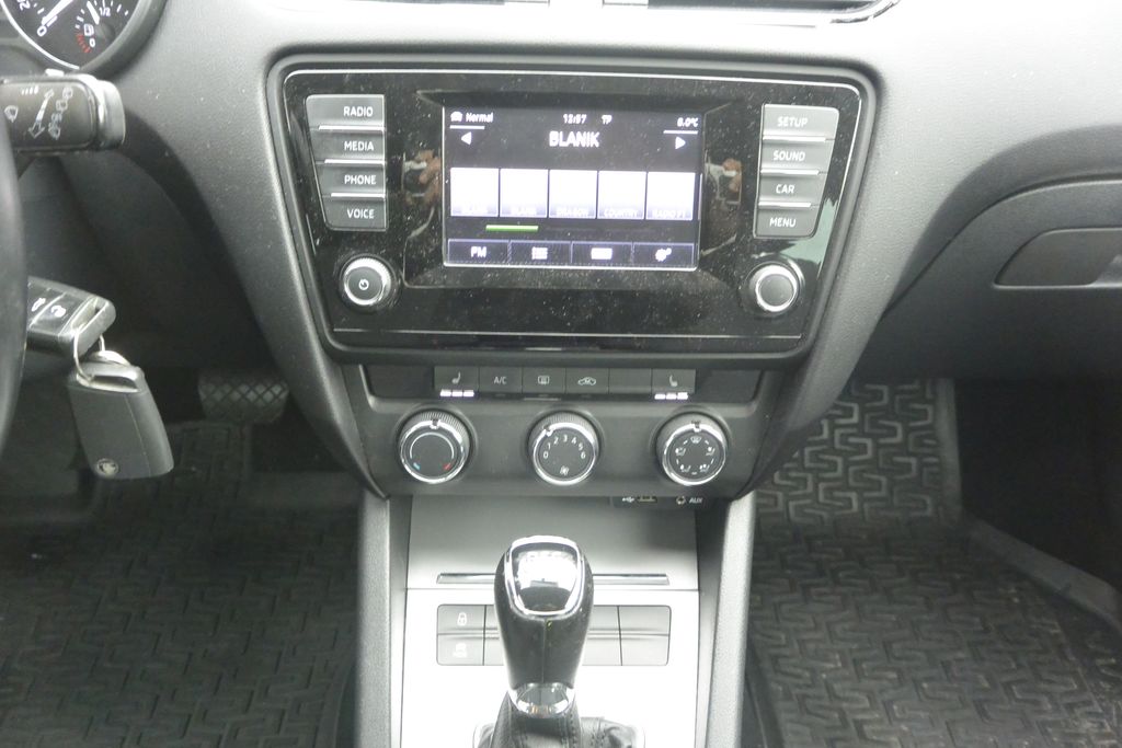 Škoda Octavia 1.6TDi 77kW  DSG