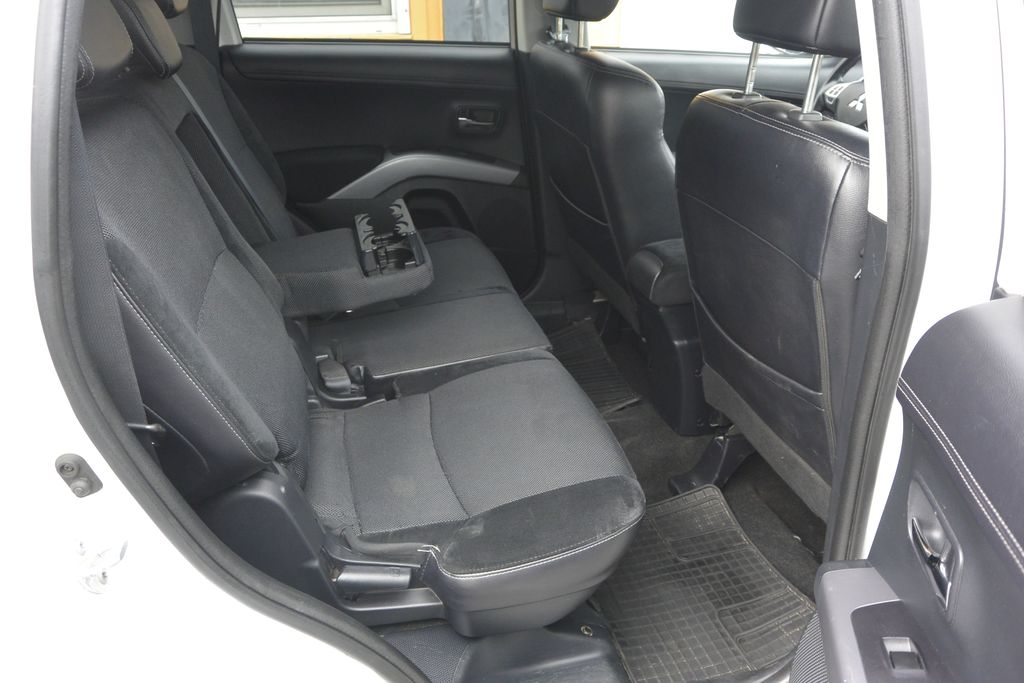 Mitsubishi Outlander 2.2 DI-D 4×4