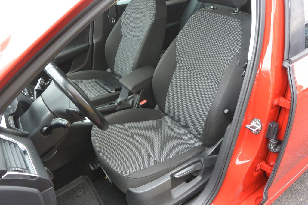 Škoda Octavia 1.6TDi 77kW  DSG