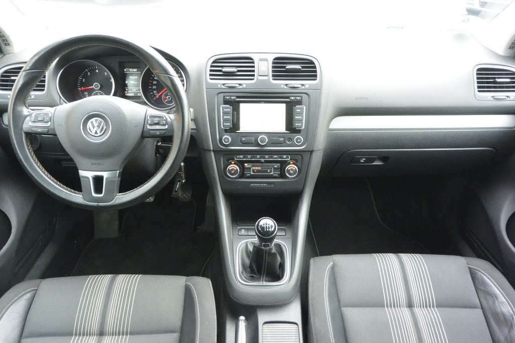 Volkswagen Golf 1.2TSi Match 77kW NAVI