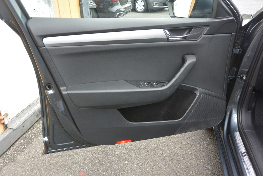 Škoda Superb 2.0TDi 140kW DSG DPH