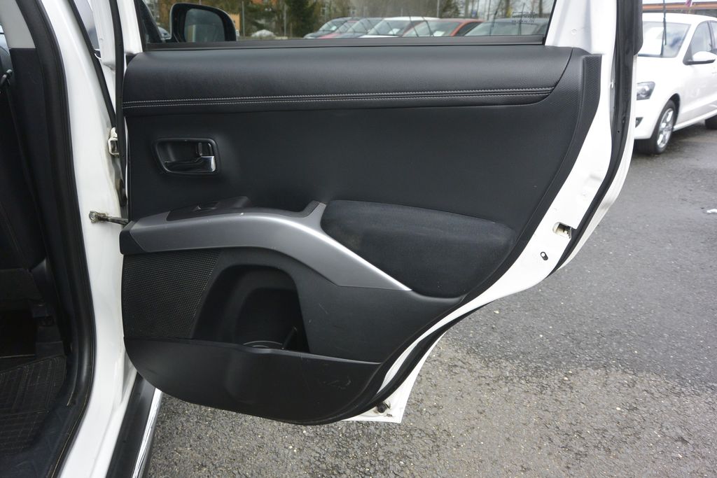 Mitsubishi Outlander 2.2 DI-D 4×4