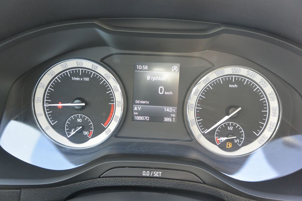 Škoda Karoq 2.0TDi 4×4 STYLE , LED,tažné,NAVI