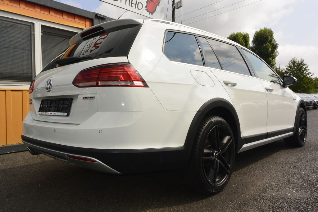 Volkswagen Golf 2.0TDi Alltrack DSG 4×4 DPH