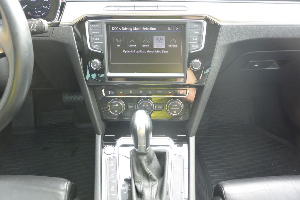 Volkswagen Passat 2.0TDi 4MOTION 176kW DPH!