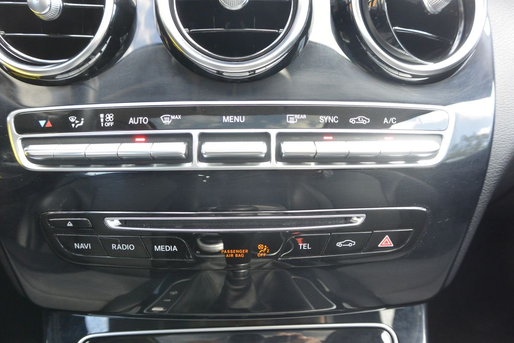 Mercedes-Benz C 200 C200d Avantgarde