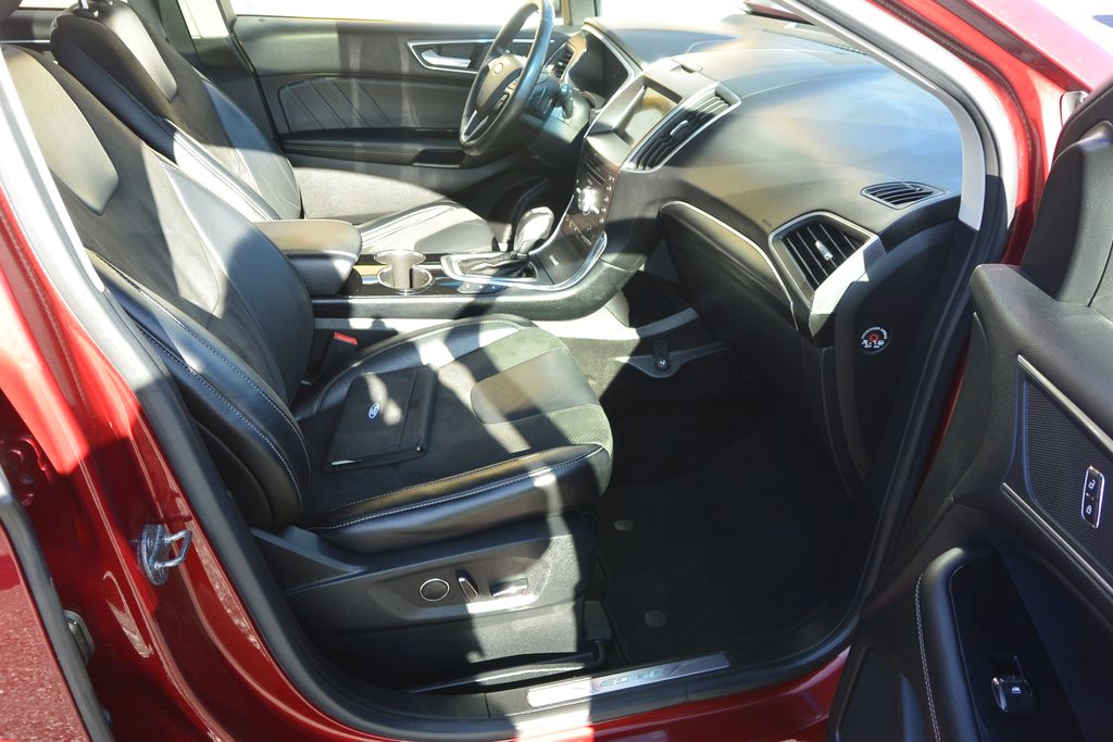 Ford Edge 2.0TDCi ST Line 4×4 AT