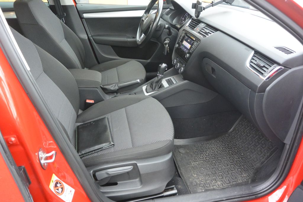 Škoda Octavia 1.6TDi 77kW  DSG