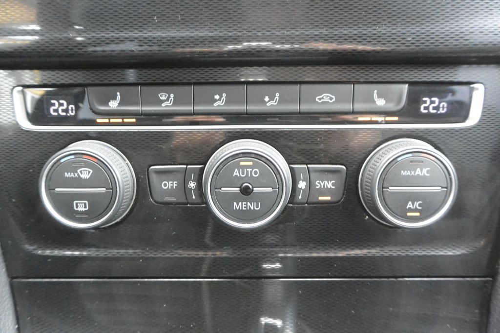 Volkswagen Golf 2.0TDi GTD