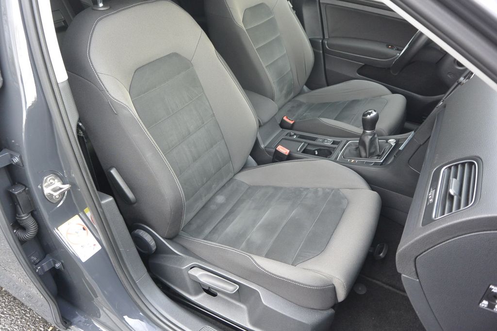 Volkswagen Golf 2.0TDi