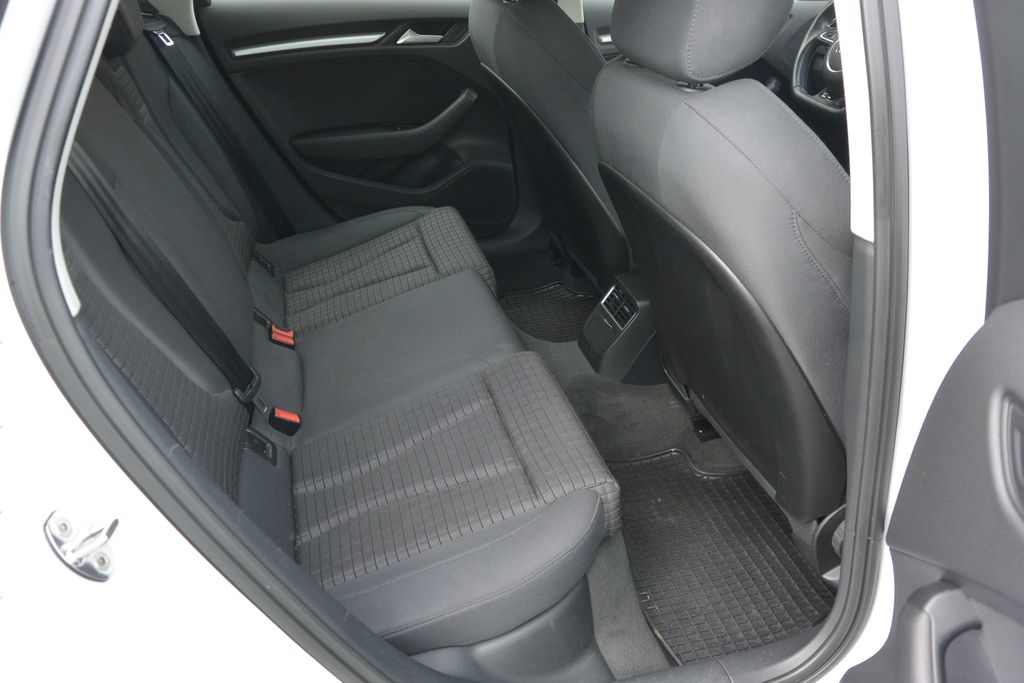 Audi A3 2.0TDi Spotback 110kW Xenon