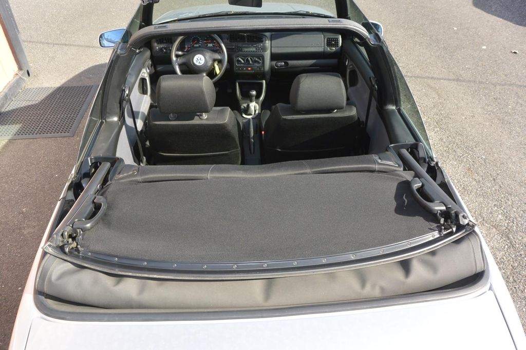 Volkswagen Golf 2.0i