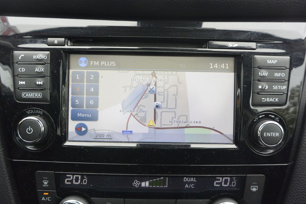 Nissan Qashqai 1,2 DIG-T Tekna Aut. Panorama