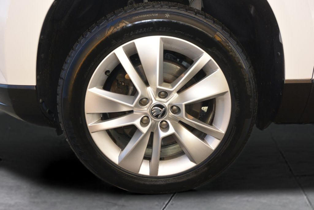 Škoda Karoq 2.0TDi 4×4 STYLE , LED,tažné,NAVI