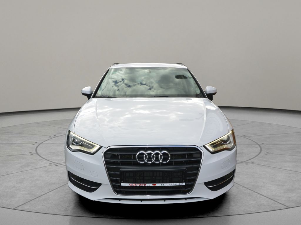 Audi A3 2.0TDi Spotback 110kW Xenon