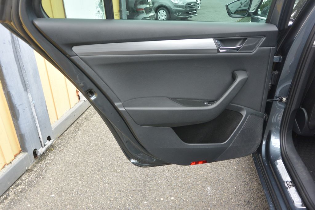 Škoda Superb 2.0TDi 140kW DSG DPH