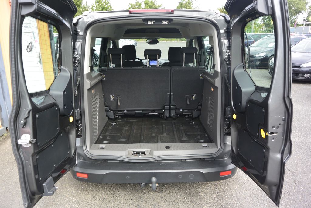 Ford Transit Connect 1.5TDCi 88kW LUXUS výbava i stav