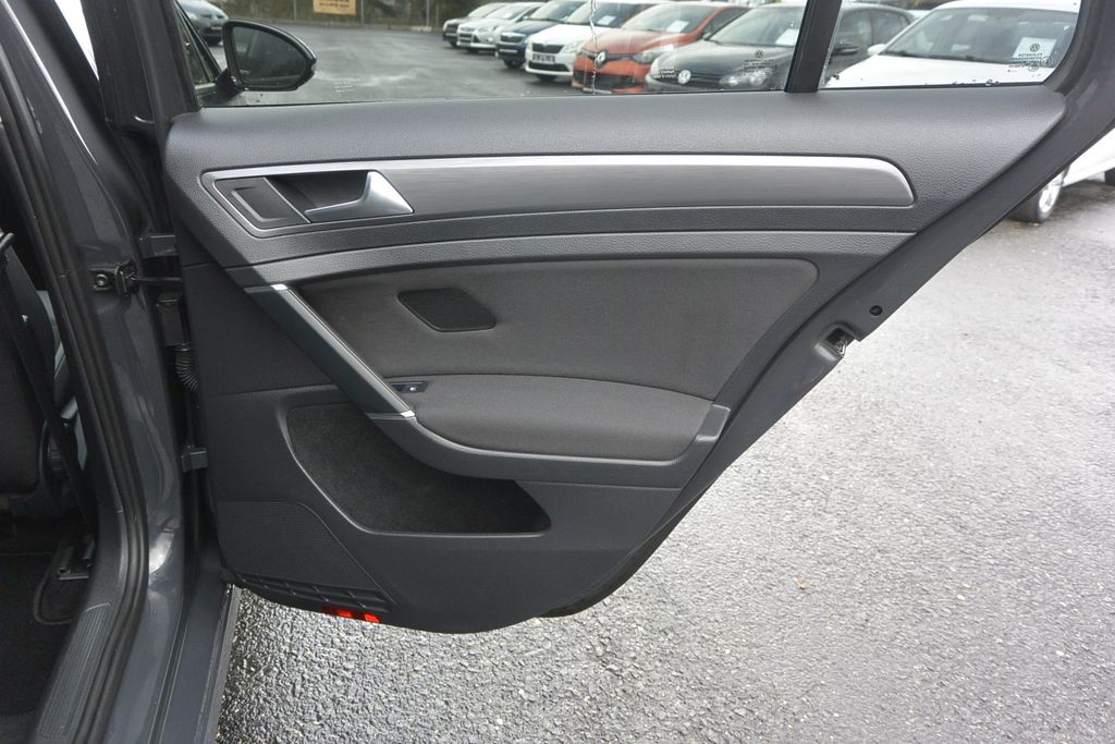 Volkswagen Golf 2.0TDi