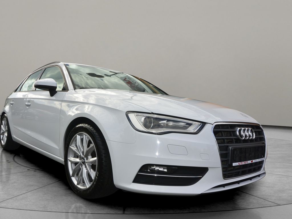Audi A3 2.0TDi Spotback 110kW Xenon