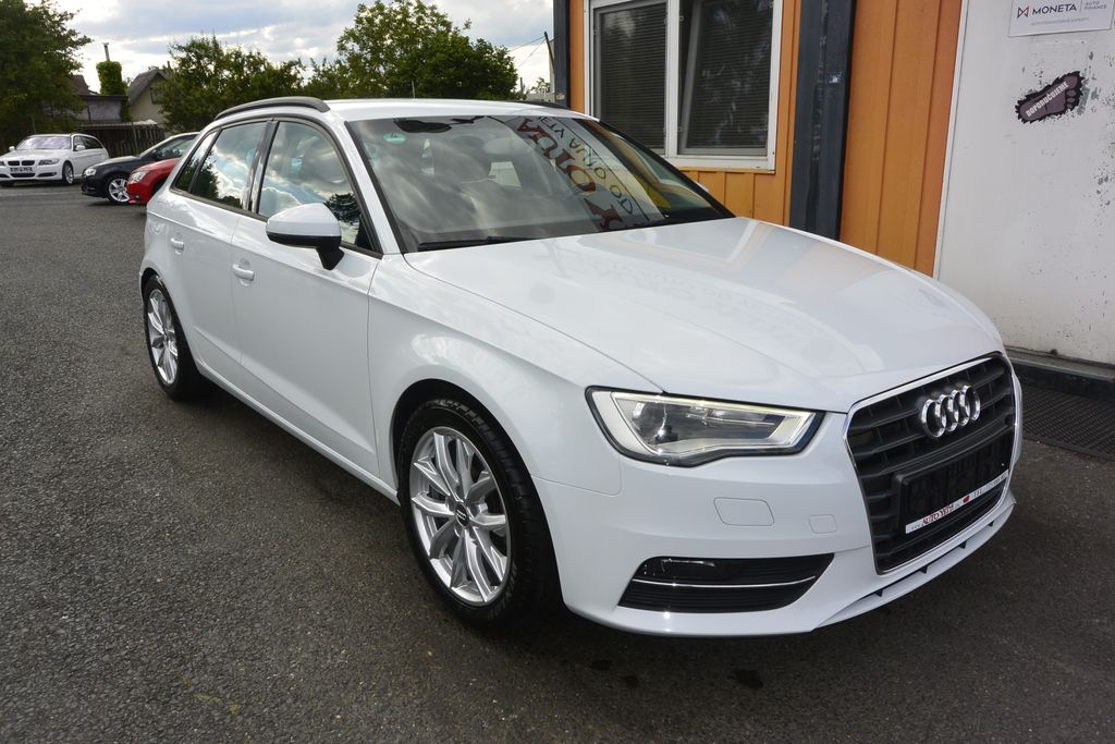 Audi A3 2.0TDi Spotback 110kW Xenon
