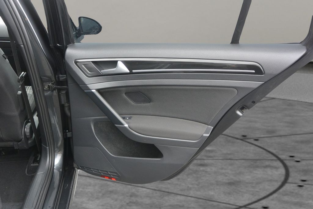 Volkswagen Golf 2.0TDi GTD