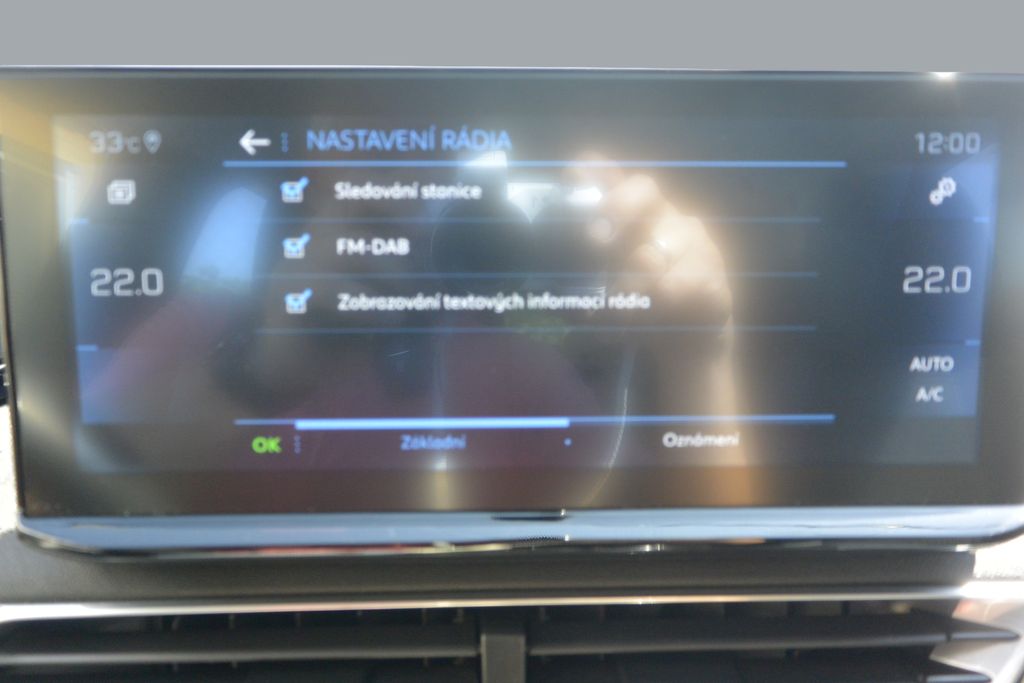 Peugeot 3008 1.2 PureTech 96kW * DPH