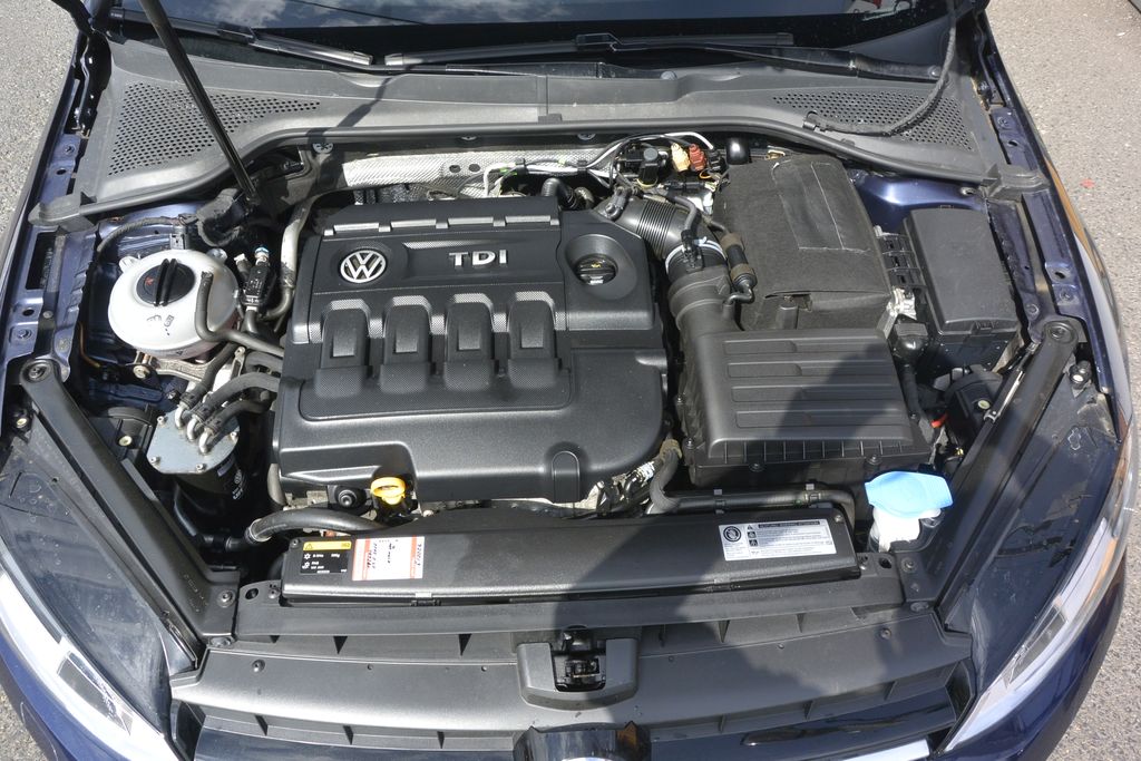 Volkswagen Golf 2.0TDi 110kW