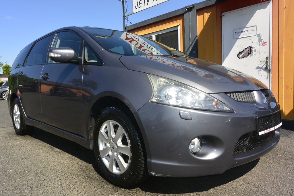 Mitsubishi Grandis 2.0DI-D 6míst