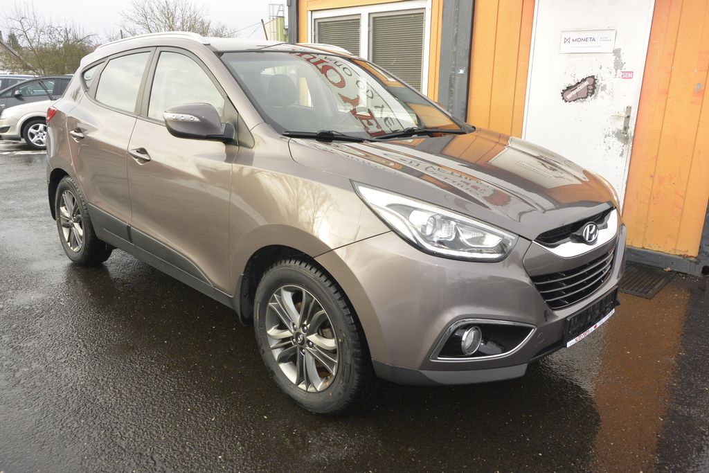 Hyundai ix35 2.0CRDi 4×4 * AT * ČR * DPH