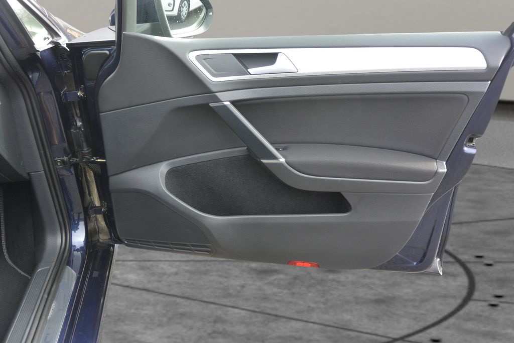 Volkswagen Golf 2.0TDi 110kW