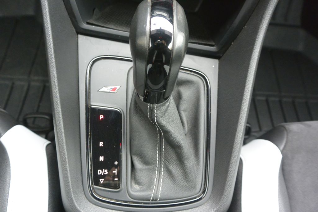 Seat Leon 2.0TSi DSG CUPRA 280PS