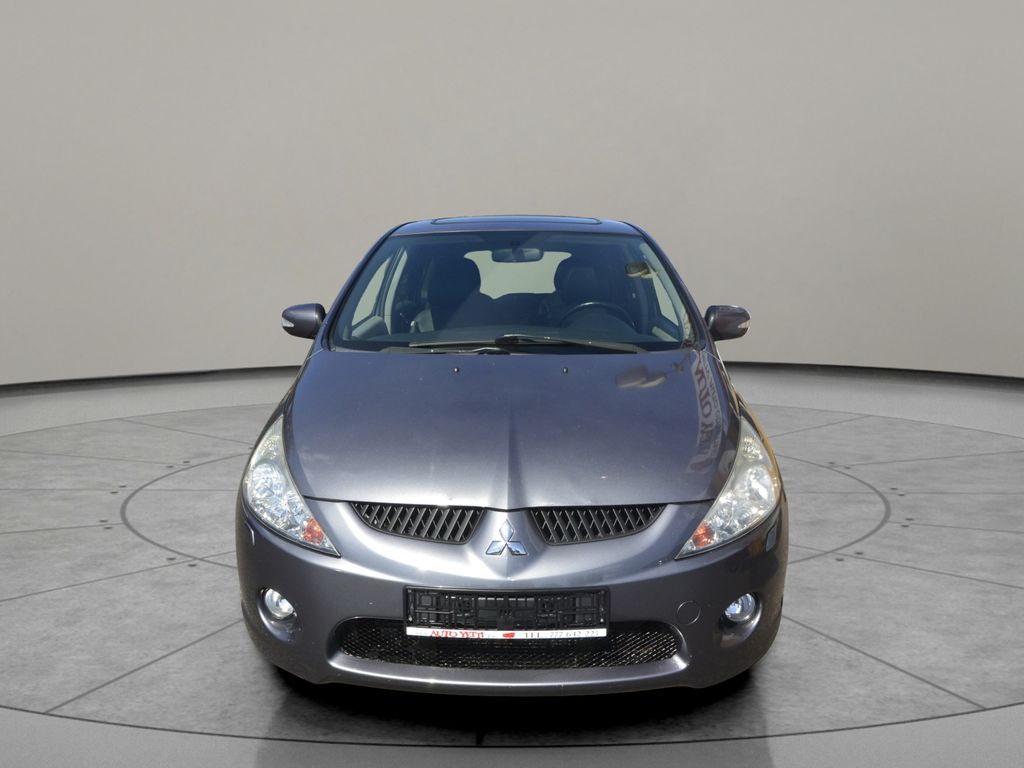 Mitsubishi Grandis 2.0DI-D 6míst