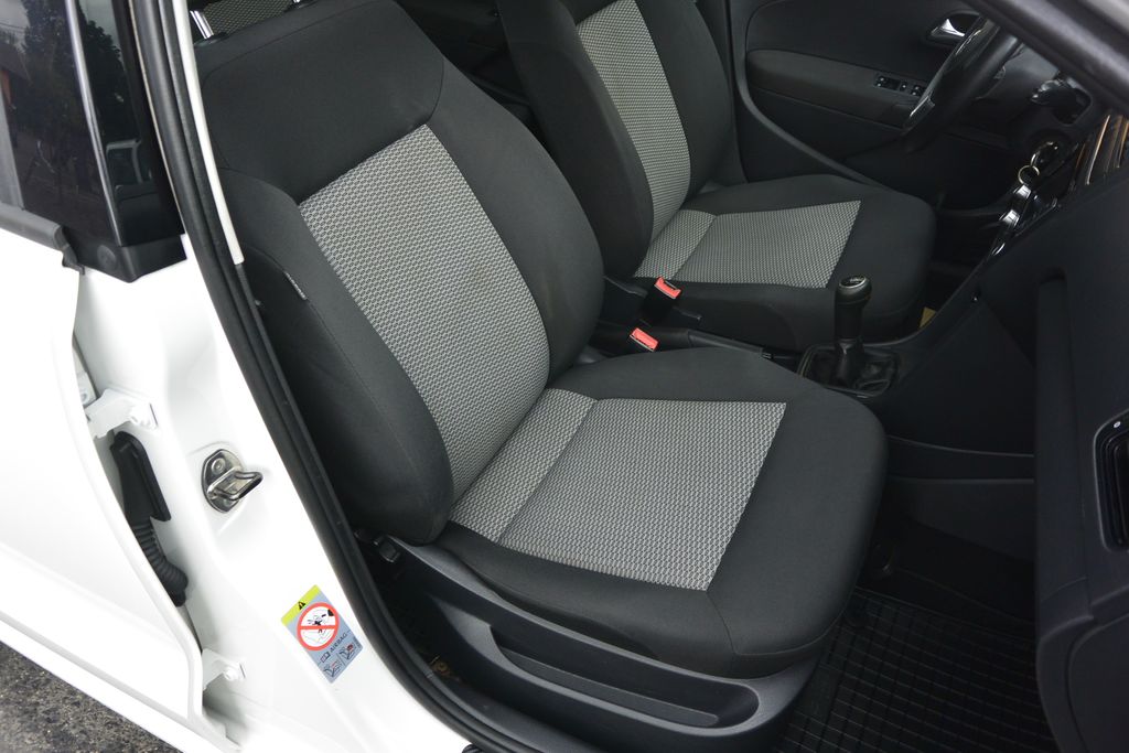 Volkswagen Polo 1.2TSi 66kW NAVI,KLIMA