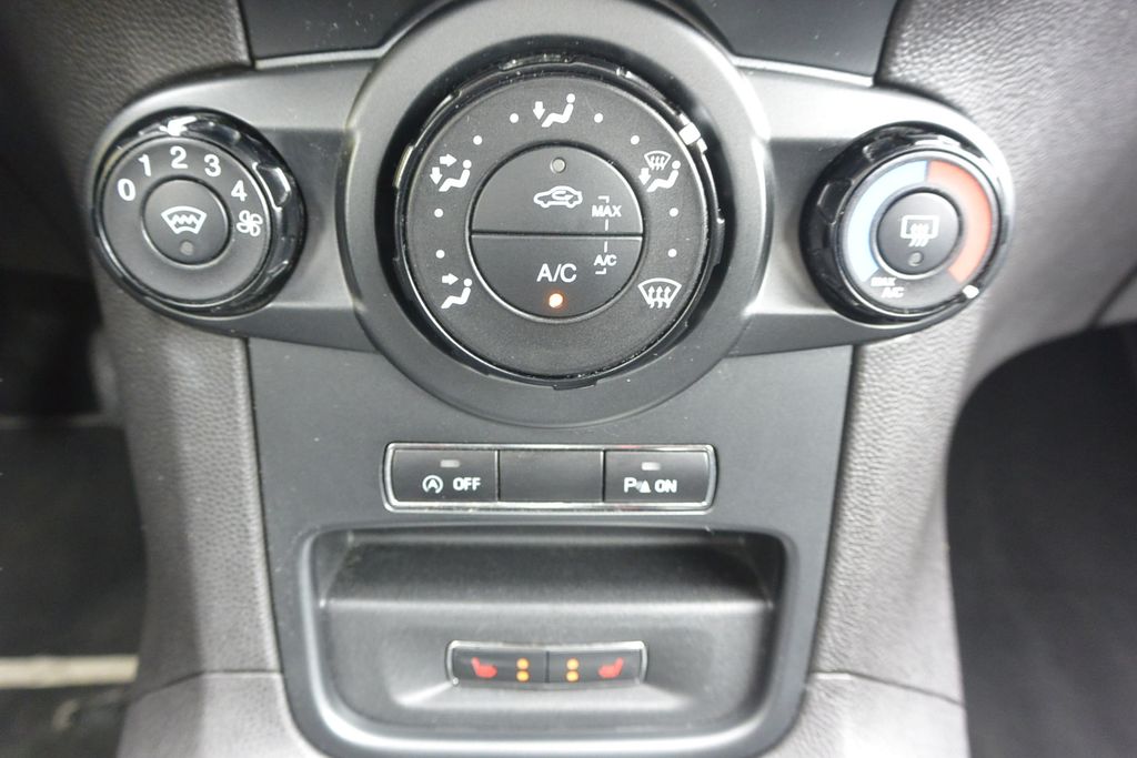 Ford Fiesta 1.0 EcoBoost vyhřív.sedadla+okno