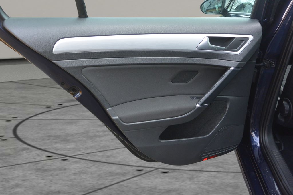 Volkswagen Golf 2.0TDi 110kW