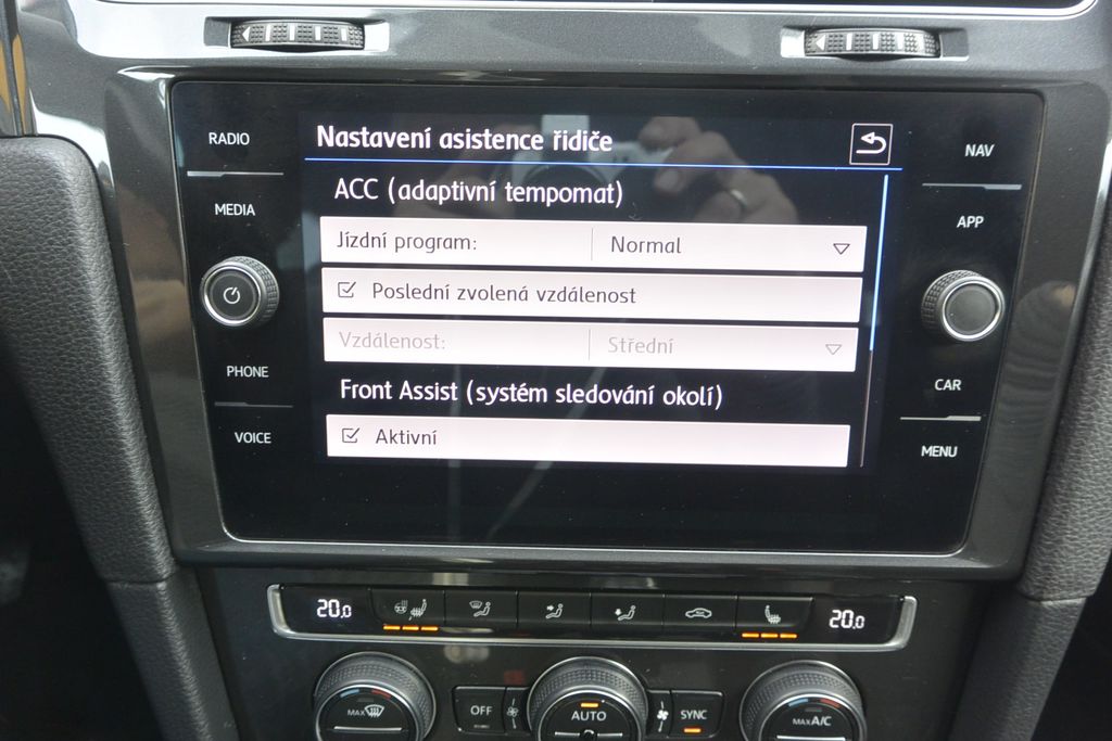 Volkswagen Golf 2.0TDi