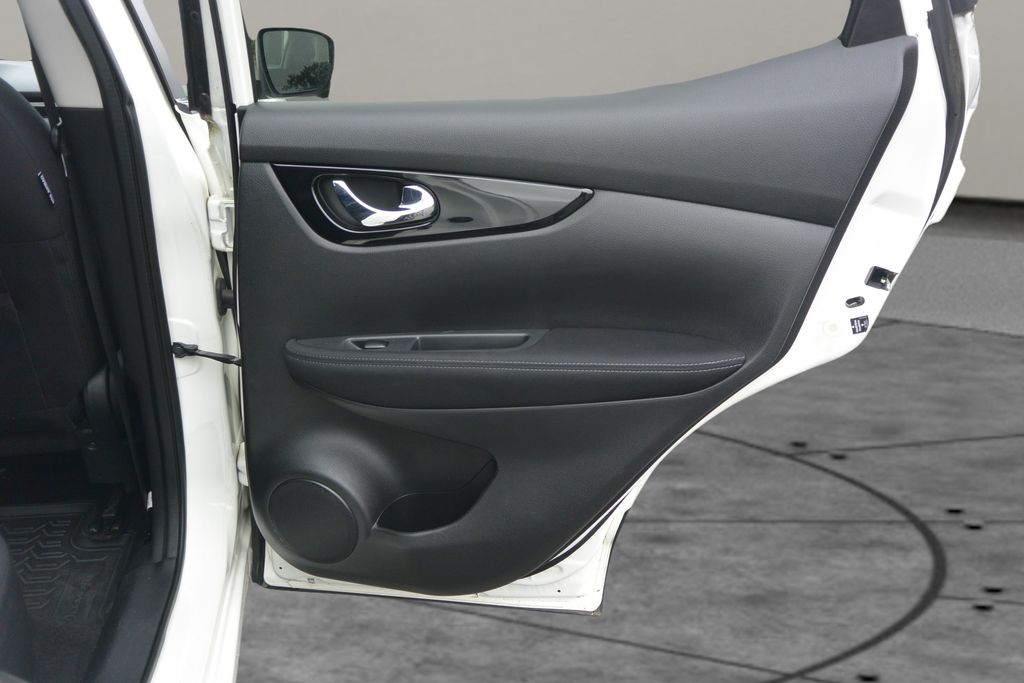 Nissan Qashqai 1,2 DIG-T Tekna Aut. Panorama