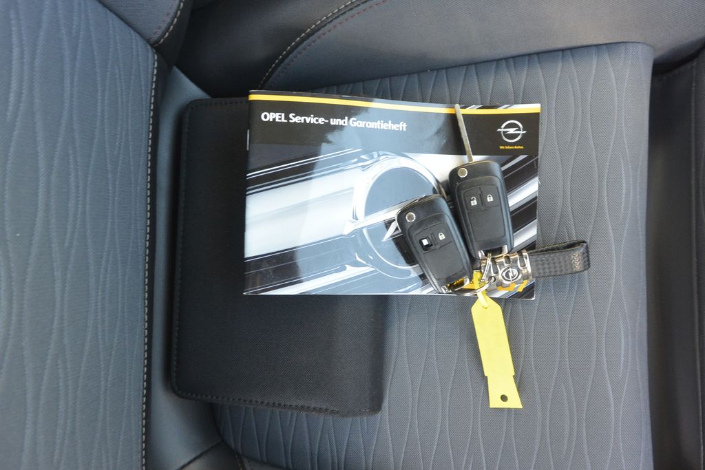 Opel Mokka 1.7CDTi 96kW XENON*VYHŘÍV.VOLANT