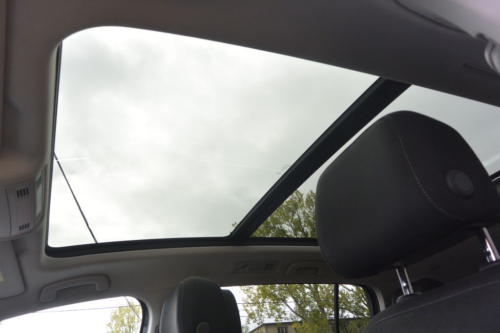 Volkswagen Touran 2.0TDi  PANORAMA*NAVI*LED*7míst