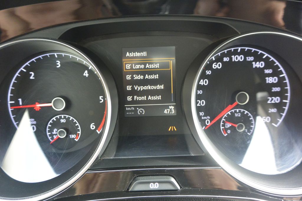 Volkswagen Touran 2.0TDi  PANORAMA*NAVI*LED*7míst