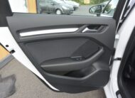 Audi A3 2.0TDi Spotback 110kW Xenon