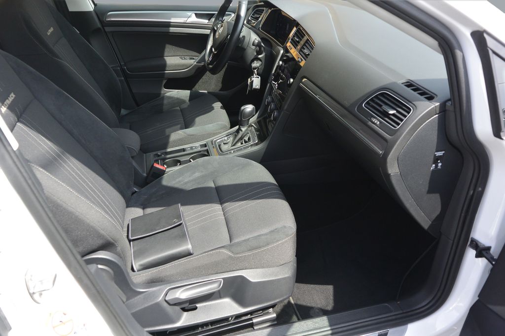 Volkswagen Golf 2.0TDi Alltrack DSG 4×4 DPH